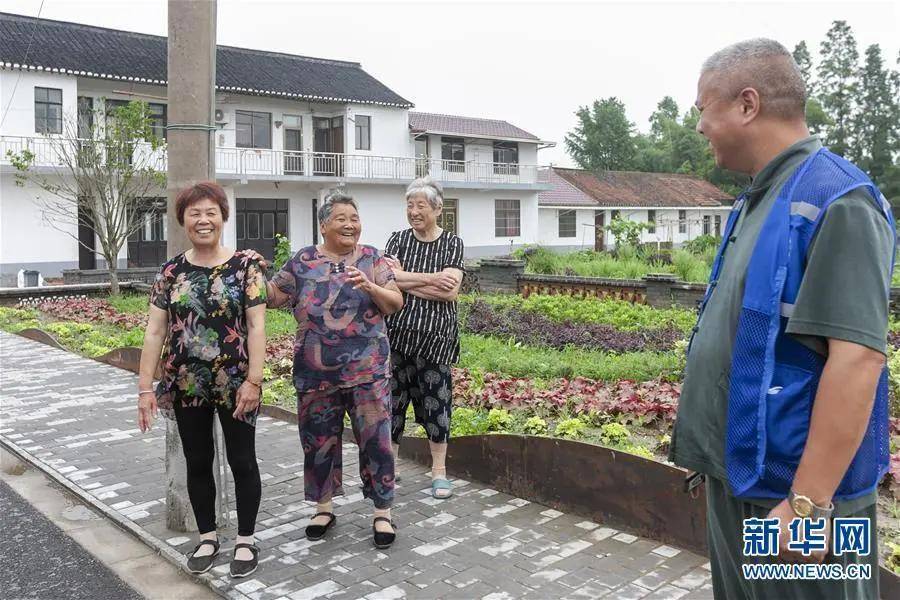 在周邊規(guī)劃建設(shè)了完善的生活設(shè)施